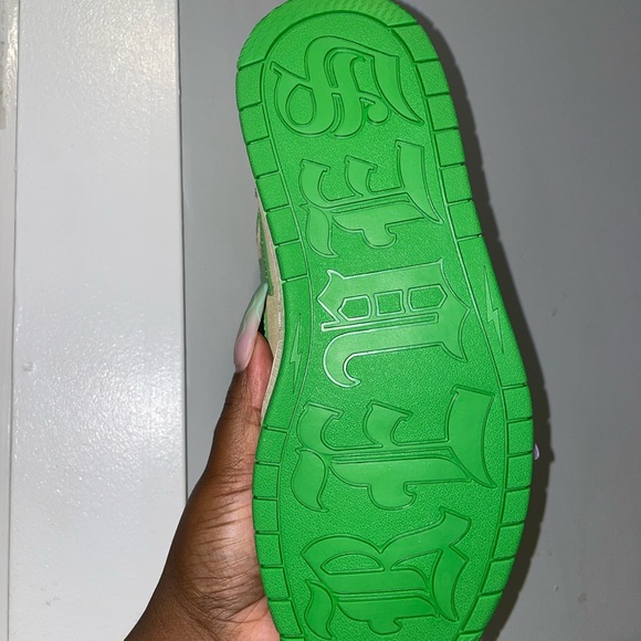 Young Stoner Life Air Kiy - Picture 4 of 6